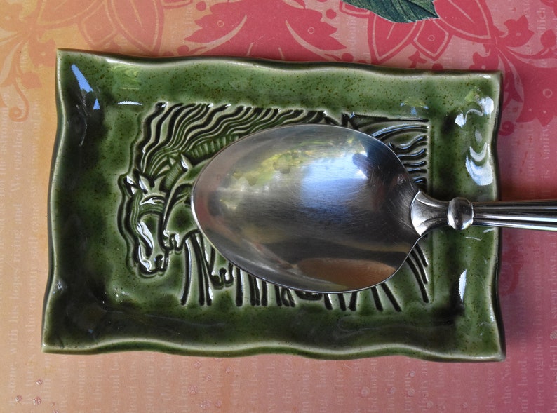 Horse soap holder. Horse spoon rest. Trinket dish. Horse jewelry holder. Horse plate. Spoon rest. Soap dish. Horse ring holder. Horse dish.