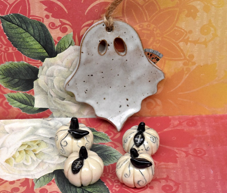 Spooky ornament. Halloween decoration. Halloween door decoration. Ghost ornament. Spooky decorations.