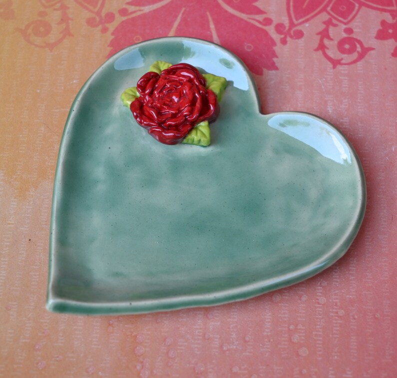 Heart with rose spoon rest. Ring and jewelry holder. Rose flower ring holder. Tea bag rest. Heart teaspoon rest. Soap holder. Trinket dish