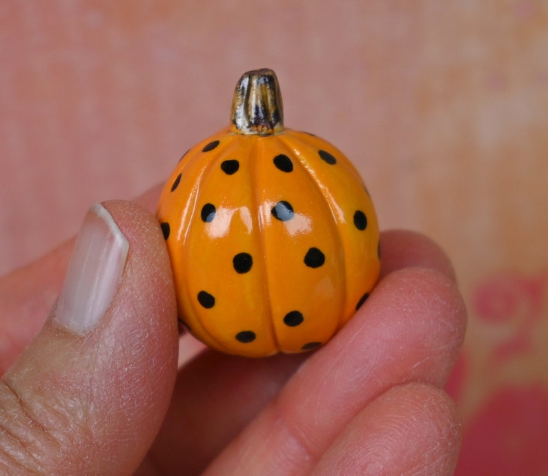 Miniature pumpkin with WHITE polka dots. Halloween decoration. Fall decoration. Thanksgiving pumpkin. Ceramic pumpkin. Pumpkin