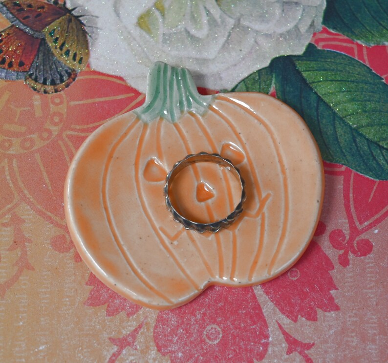 Halloween Teaspoon rest. Pumpkin ring holder. Coffee spoon rest. Chopstick rest. Trinket dish. Pill holder. Spooky tea light holder.