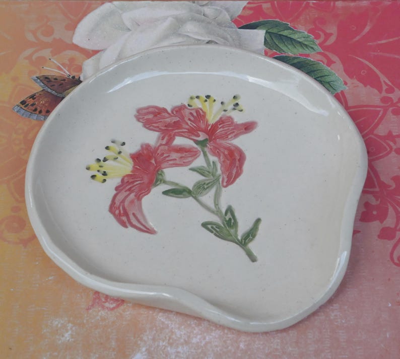 Hibiscus flowers spoon rest. Spatula rest. Flower spoon rest.