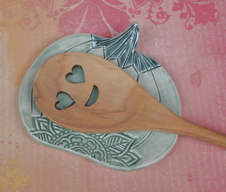 Thanksgiving spoon rest. Halloween pumpkin. Mandala dish. Thanksgiving pumpkin dish. Soap holder. Teaspoon rest. Tea bag rest. Ring holder.