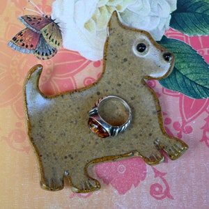 Teeny dog ring holder. Tea bag rest. Teaspoon rest. Coffee spoon rest. Tea bag rest. Scottish Terrier. Chopstick rest. Trinket dish. Scottie