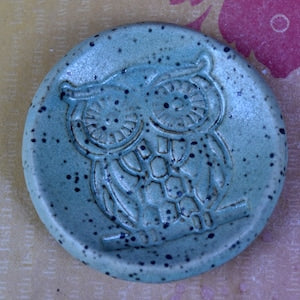 Owl ring holder. Halloween Owl teeny ring bowl. Chopstick holder. Ring holder. Teaspoon rest. Coffee spoon rest. Pill holder.