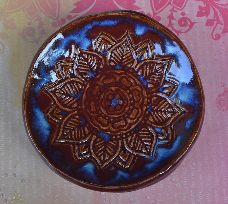 Mandala prep bowl dish. Ring holder. Soap holder. Sushi dipping bowl. Olive oil bowl. Mandala soap bowl. Trinket dish. Condiment bowl