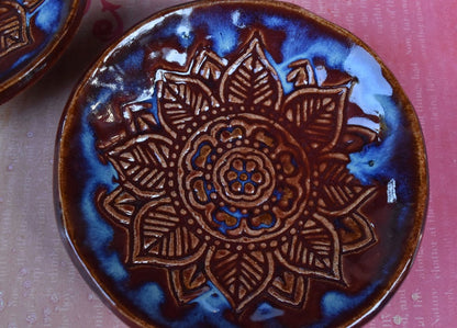 Mandala prep bowl dish. Ring holder. Soap holder. Sushi dipping bowl. Olive oil bowl. Mandala soap bowl. Trinket dish. Condiment bowl