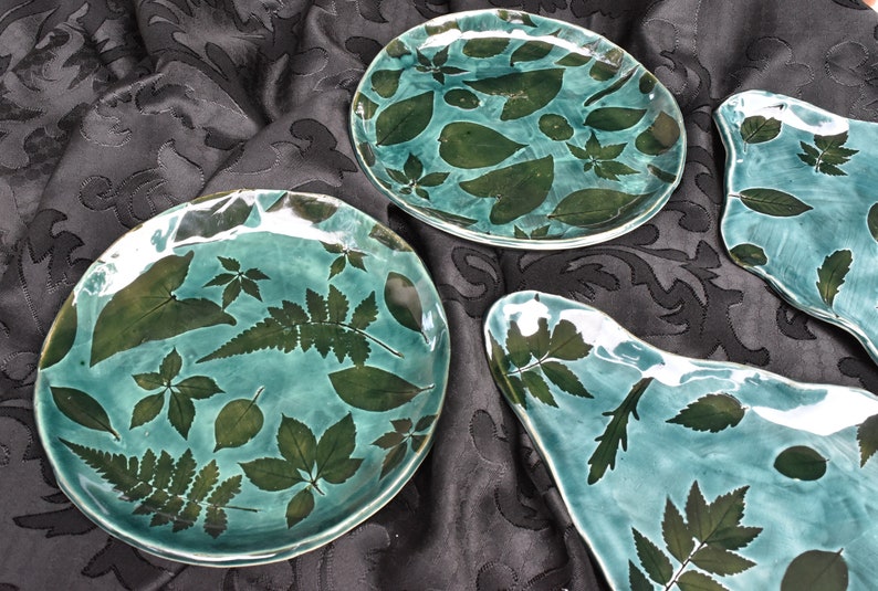 Ceramic leaf plate. Leaf tray. Dinner plate. Leaf platter. Cheese plate. Hand built stoneware leaf platter