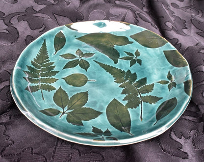 Ceramic leaf plate. Leaf tray. Dinner plate. Leaf platter. Cheese plate. Hand built stoneware leaf platter