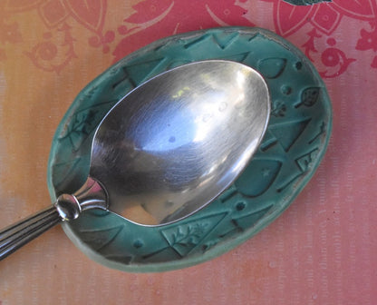 Ceramic soap holder. Tree ring holder. Tree dish. Spoon rest. Ring dish. Tea bag rest. Ceramic tree jewelry holder. Trinket dish. Soap dish.