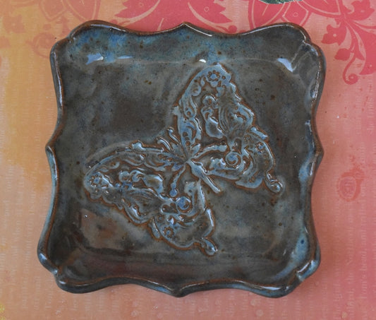 Butterfly spoon rest. Butterfly soap holder. Butterfly jewelry holder. Butterfly ring holder. Butterfly trinket dish. Soap holder.