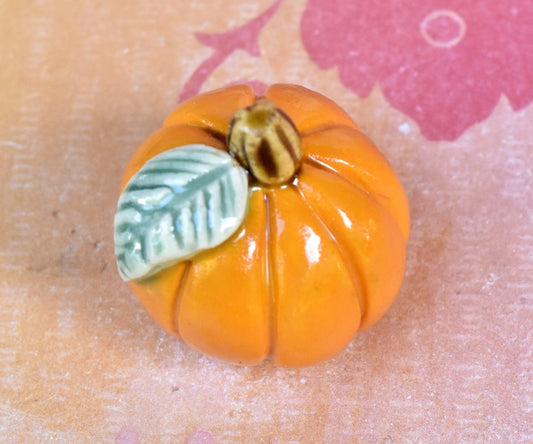 Miniature ceramic pumpkin. Ceramic pumpkin. Halloween pumpkin. Fall decoration. Thanksgiving pumpkin. Pumpkin decoration. Pumpkin