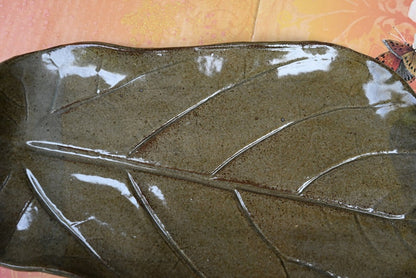 Sushi platter. Leaf tray. Ceramic tray. Ornamental fig leaf platter. Sushi tray. Leaf platter. Serving tray. Leaf tray. Leaf plate