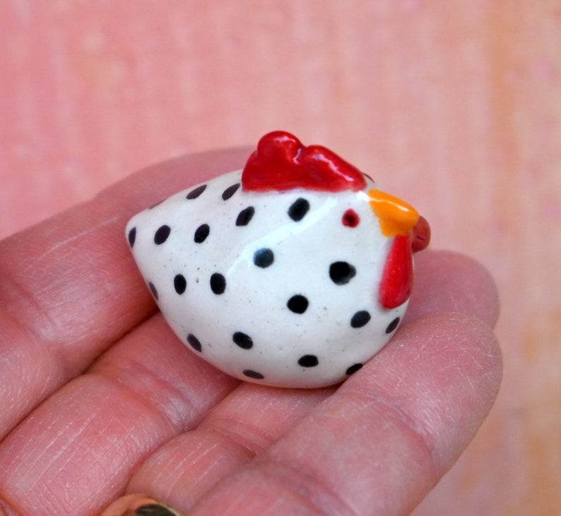Ceramic chicken figurine. Ceramic chicken. Miniature polka dot chicken sculpture. Hand sculpted hand painted chicken. Terrarium figurine.