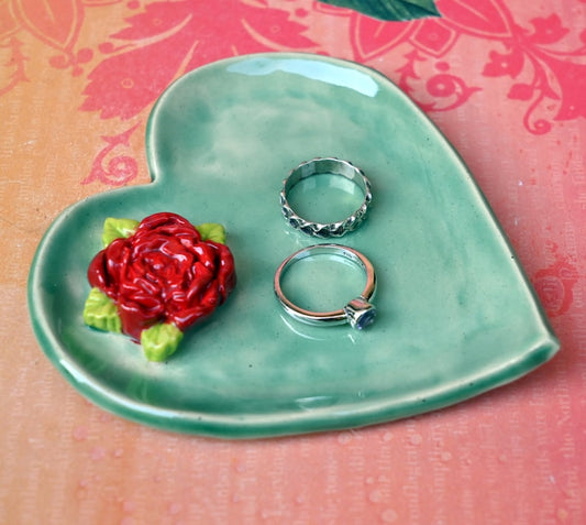 Heart with rose spoon rest. Ring and jewelry holder. Rose flower ring holder. Tea bag rest. Heart teaspoon rest. Soap holder. Trinket dish