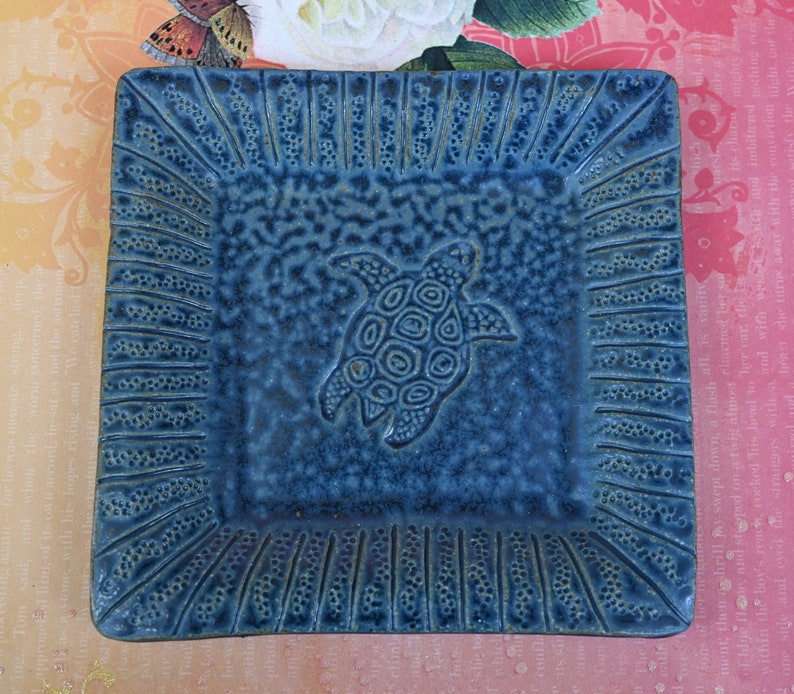 Turtle spoon rest. Turtle soap holder. Turtle plate. Jewelry holder. Ring holder. Turtle dish. Tea bag rest. Trinket dish. Sushi plate