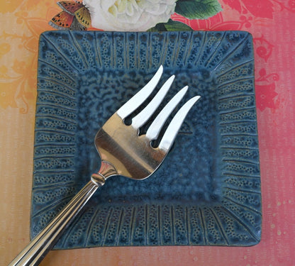 Turtle spoon rest. Turtle soap holder. Turtle plate. Jewelry holder. Ring holder. Turtle dish. Tea bag rest. Trinket dish. Sushi plate