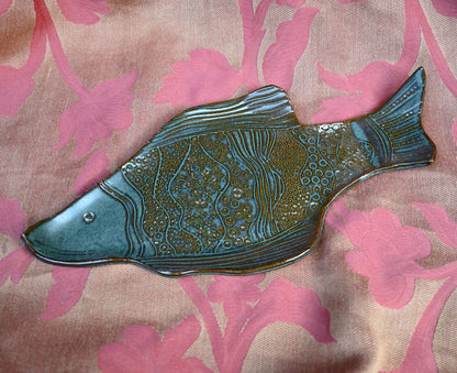 Fish platter. Fish tray. Sushi plate. Handmade fish platter. Fish plate. Sushi tray. Hand carved ceramic fish platter. Flounder plate