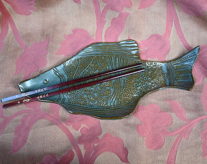 Fish platter. Fish tray. Sushi plate. Handmade fish platter. Fish plate. Sushi tray. Hand carved ceramic fish platter. Flounder plate