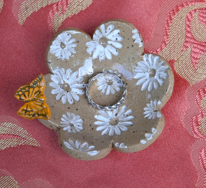 Butterfly ring holder. Daisy hand painted jewelry holder. Daisy dish. Monarch ring holder. Teaspoon rest. Chopstick holder. Pill holder