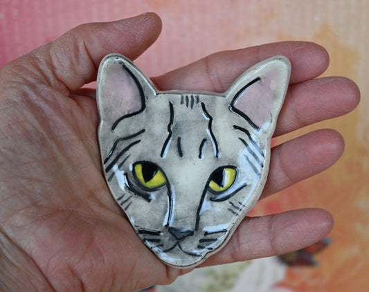 Cat teaspoon rest. Ring holder. Tea bag rest. Cat decoration. Trinket dish. Pill holder. Tea light holder. Chopstick rest. Paint brush rest.