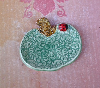 Pumpkin Ladybug ring holder. Monstera leaf pumpkin. Teaspoon rest. Ring holder. Trinket dish. Chopstick rest. Tea light holder. Harvest dish