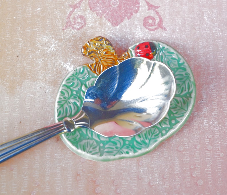 Pumpkin Ladybug ring holder. Monstera leaf pumpkin. Teaspoon rest. Ring holder. Trinket dish. Chopstick rest. Tea light holder. Harvest dish