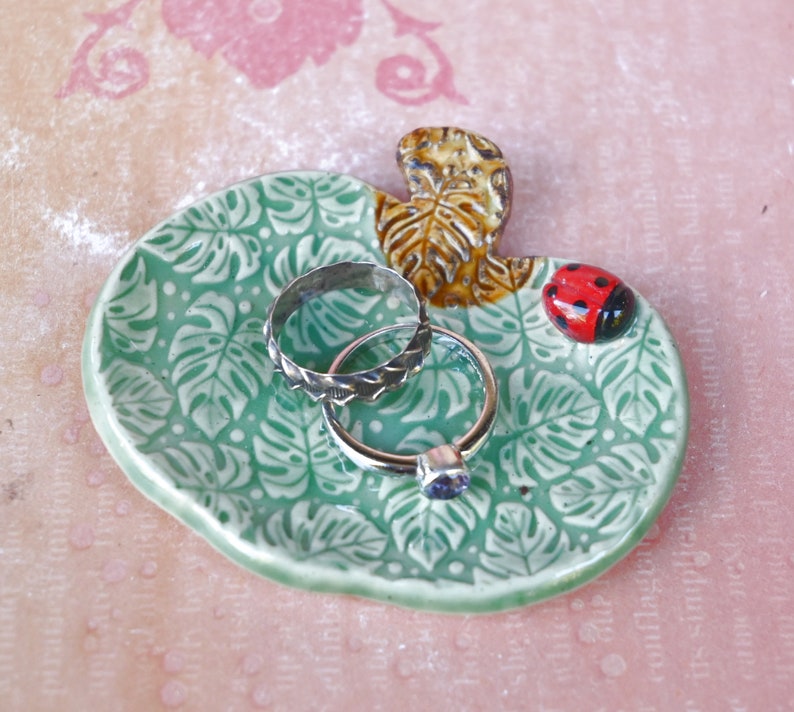 Pumpkin Ladybug ring holder. Monstera leaf pumpkin. Teaspoon rest. Ring holder. Trinket dish. Chopstick rest. Tea light holder. Harvest dish