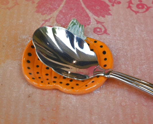 Pumpkin teaspoon rest. Ring holder. Polka dot pumpkin. Chopstick rest. Thanksgiving trinket dish. Pill holder. Tea light holder.