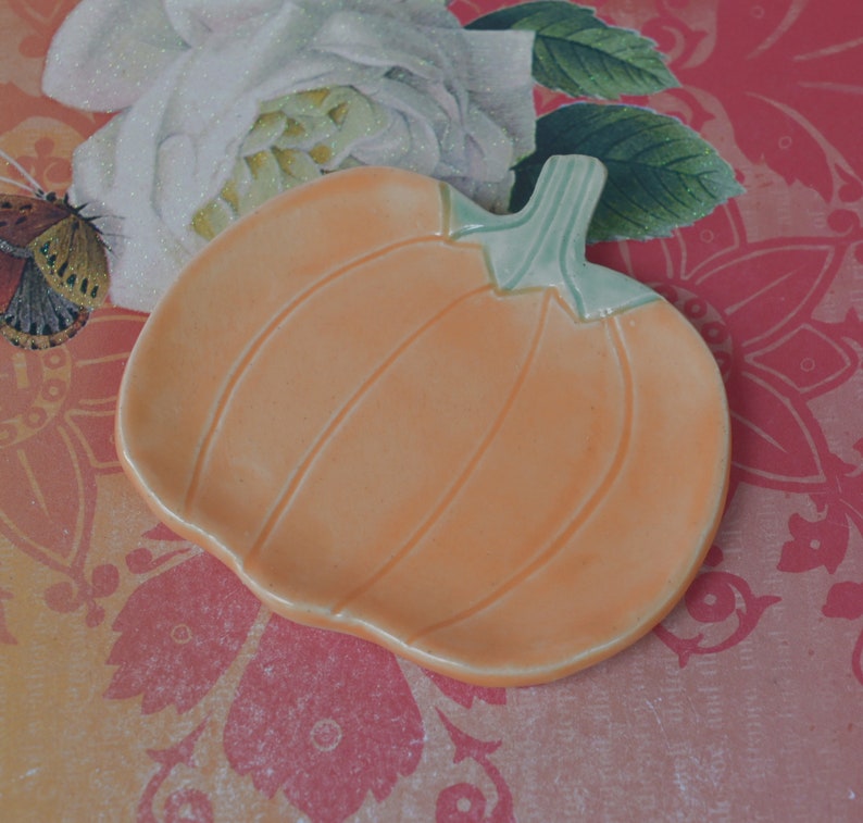 Tea bag rest. Teaspoon rest. Thanksgiving Pumpkin ring holder. Chopstick rest. Thanksgiving trinket dish. Pill holder. Tea light holder.