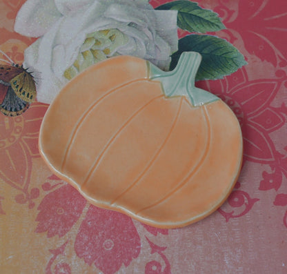 Tea bag rest. Teaspoon rest. Thanksgiving Pumpkin ring holder. Chopstick rest. Thanksgiving trinket dish. Pill holder. Tea light holder.