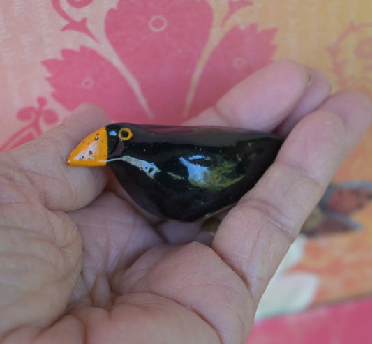 Crow figurine. Miniature Halloween raven. ONE miniature Crow sculpture. Halloween decoration. Terrarium figurine. Handmade crow figurine