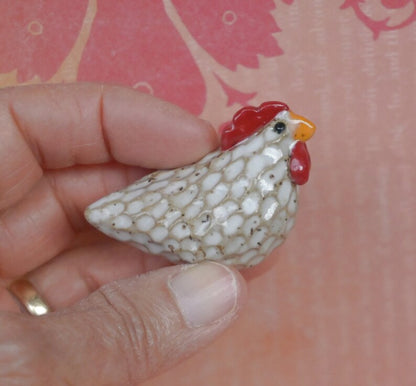 Chicken figurine. ONE Ceramic chicken. Miniature Chicken sculptures. Thanksgiving chicken decoration. Terrarium figurine. Handmade chicken.