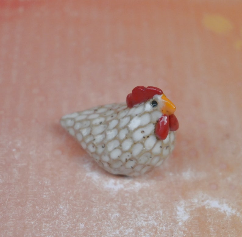 Chicken figurine. ONE Ceramic chicken. Miniature Chicken sculptures. Thanksgiving chicken decoration. Terrarium figurine. Handmade chicken.