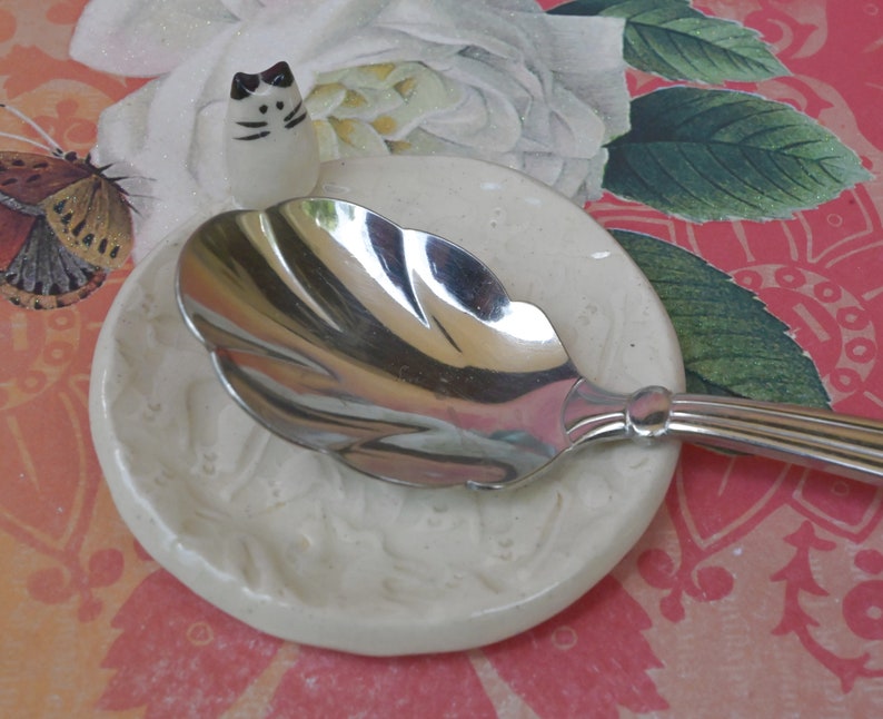 Cat ring holder. Siamese cat tea bag holder. Coffee spoon rest. Kitties ring holder. Trinket dish with cat pattern. Tea bag rest. Kitties