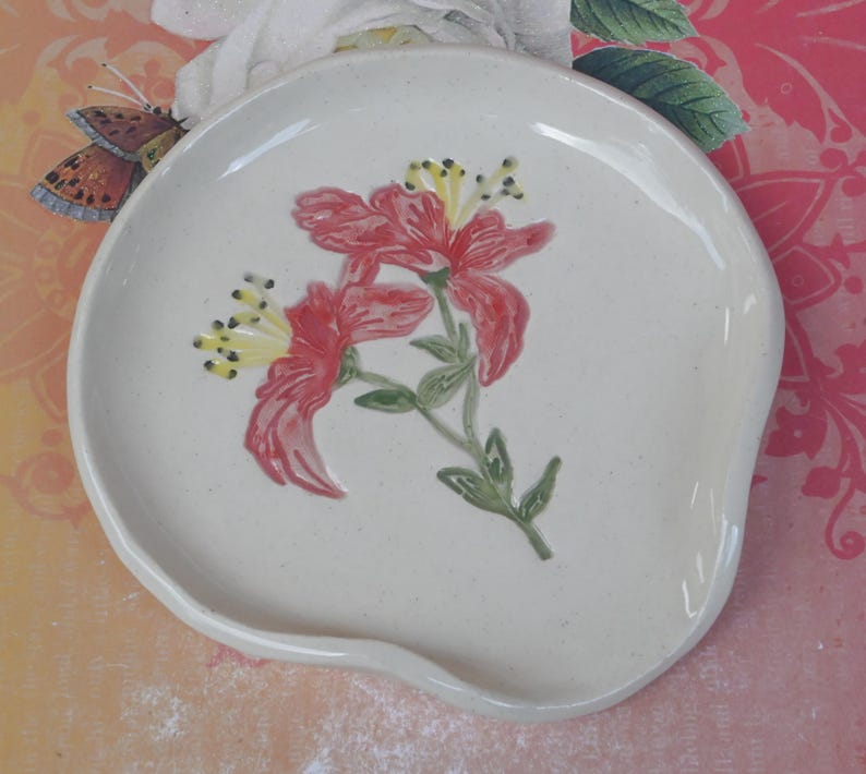Hibiscus flowers spoon rest. Spatula rest. Flower spoon rest.