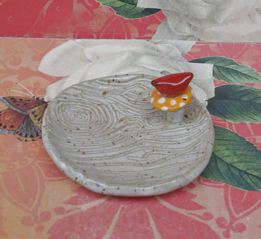 Red Cardinal teaspoon rest. Mushroom ring holder. Coffee spoon rest. Sushi chopstick rest. Pill holder. Trinket dish. Amanita mushroom