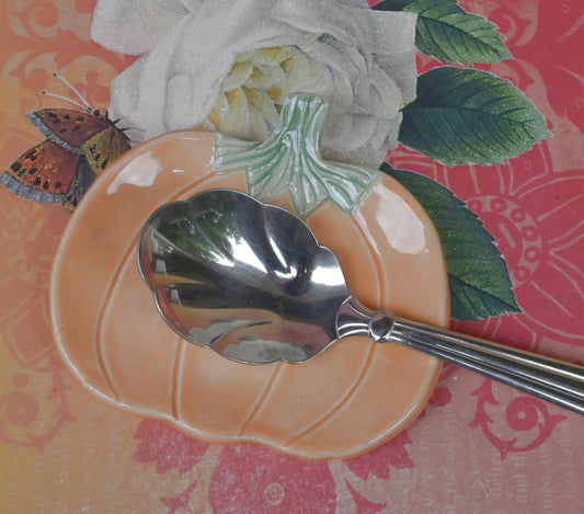 Halloween tea bag rest. Teaspoon rest. Thanksgiving Pumpkin ring holder. Chopstick rest. Trinket dish. Pill holder. Tea light holder.