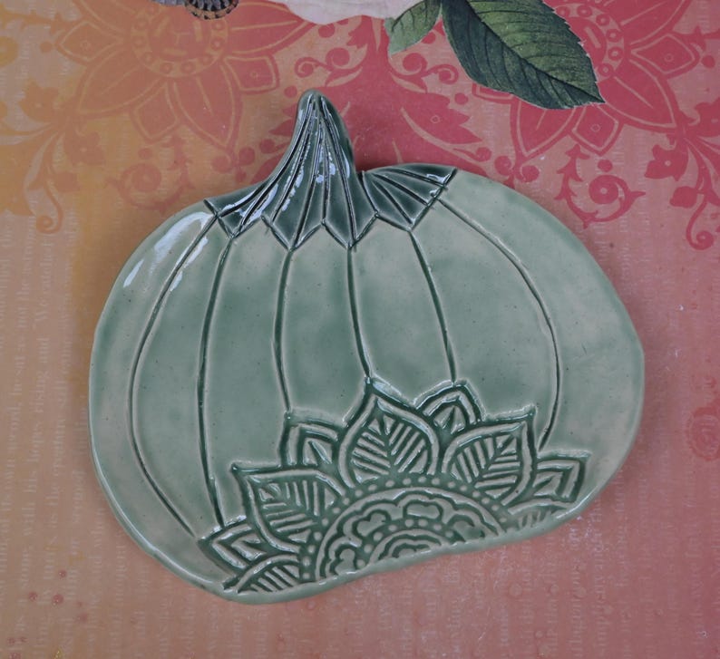 Thanksgiving spoon rest. Halloween pumpkin. Mandala dish. Thanksgiving pumpkin dish. Soap holder. Teaspoon rest. Tea bag rest. Ring holder.