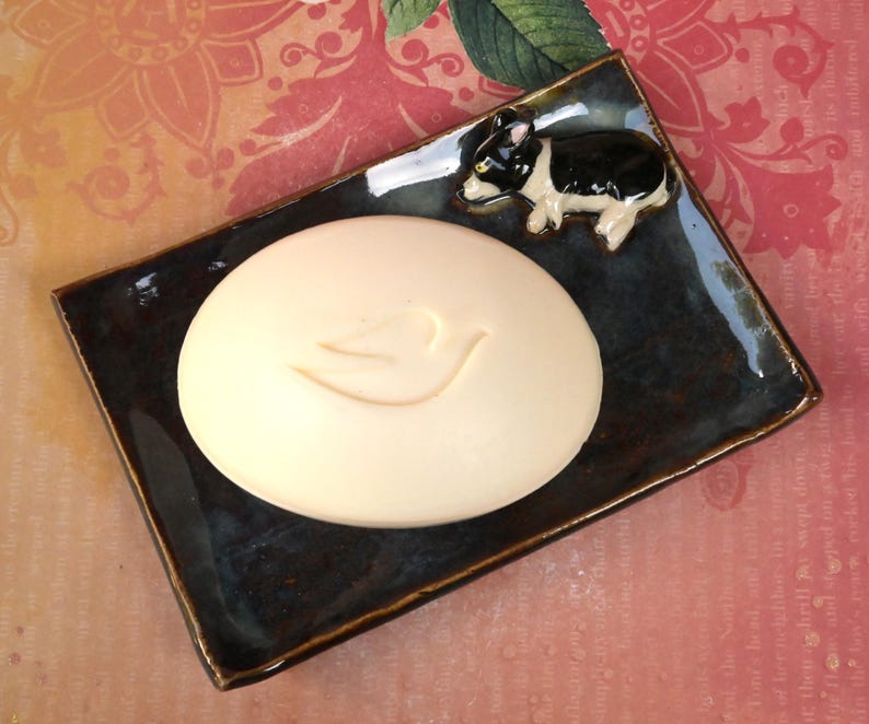 Corgi soap holder. Jewelry holder. Dog spoon rest. Corgi ring holder. Dog ring holder. Puppy plate. Corgi plate. Spoon rest. Tea bag rest
