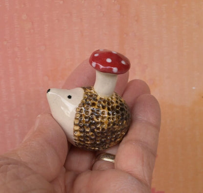 Hedgehog figurine with mushroom. ONE Miniature hedgehog with amanita mushroom. Terrarium figurine. Fairy garden decoration. Mini Hedgehog