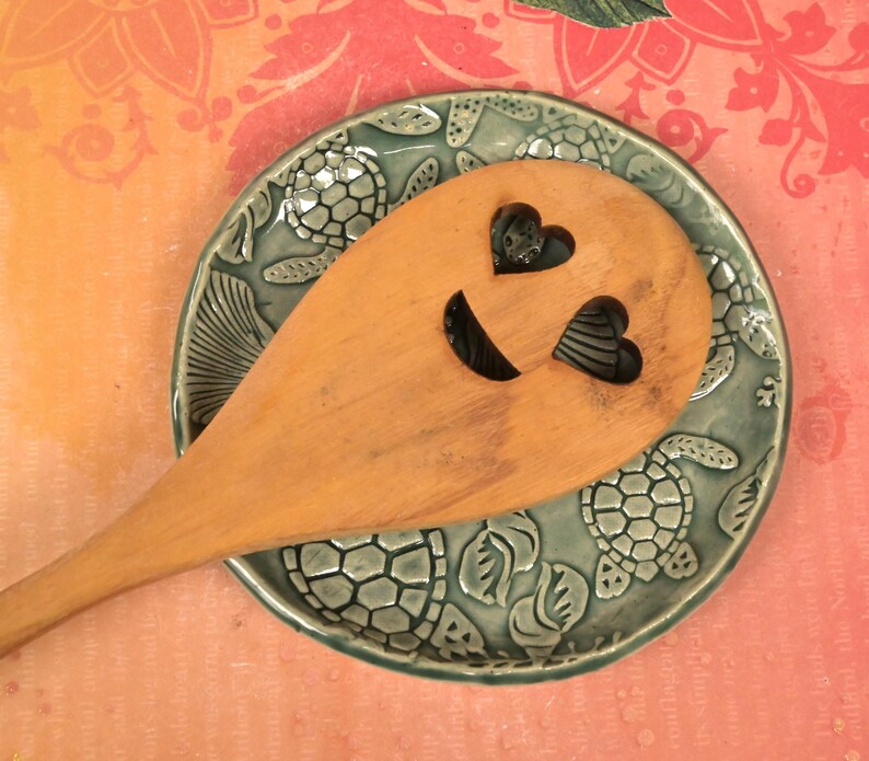 Sea turtle spoon rest. Tea bag rest. Teaspoon rest. Turtle jewelry holder. Ring holder. Trinket dish. Tea light holder. Tea bag holder.