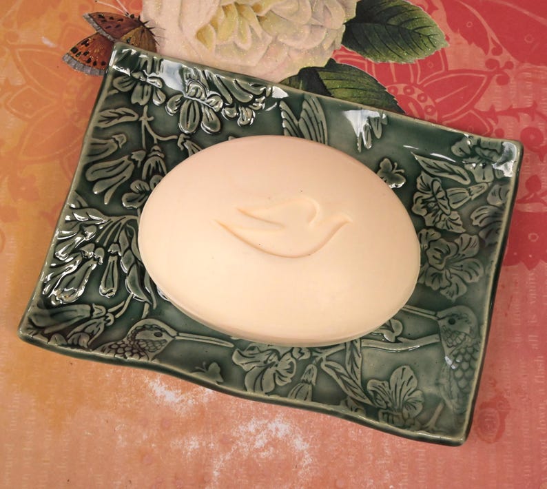 Hummingbird soap dish. Hummingbird spoon rest. Bird dish. Botanical jewelry holder. Tea bag holder. Tea light holder. Trinket dish