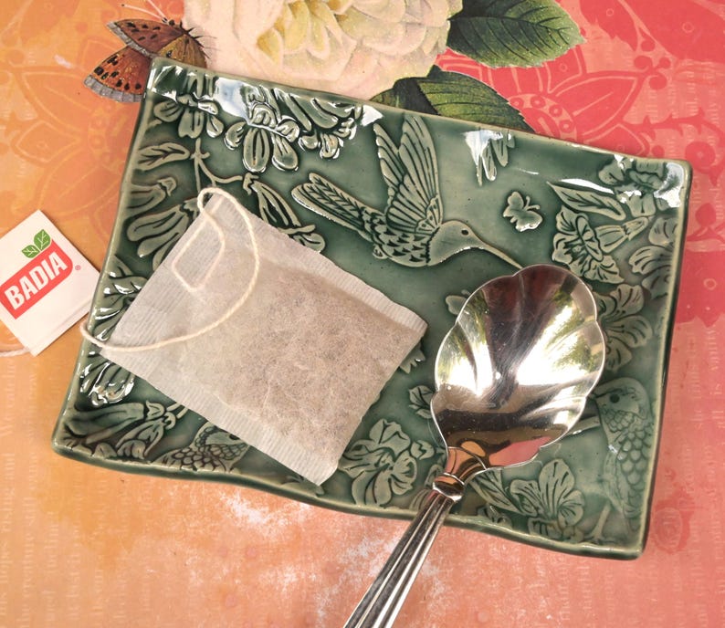 Hummingbird soap dish. Hummingbird spoon rest. Bird dish. Botanical jewelry holder. Tea bag holder. Tea light holder. Trinket dish