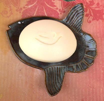Mola Mola fish. Fish soap dish. Sunfish spoon rest. Soap holder. Teaspoon rest. Tea bag rest. Jewelry holder. Ring holder. Trinket dish