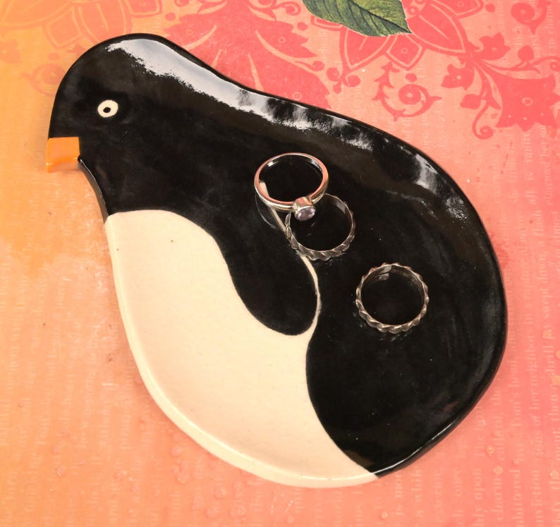 Penguin spoon rest. Emperor penguin soap holder. Ring and jewelry holder. Spatula rest. Tea bag rest. Trinket dish. Gift for penguin lovers.