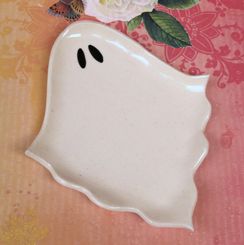 Big Ghost spatula and spoon rest. Spooky soap holder. Ring holder. Halloween decoration. Candy dish. Tea light holder. Bread dish.