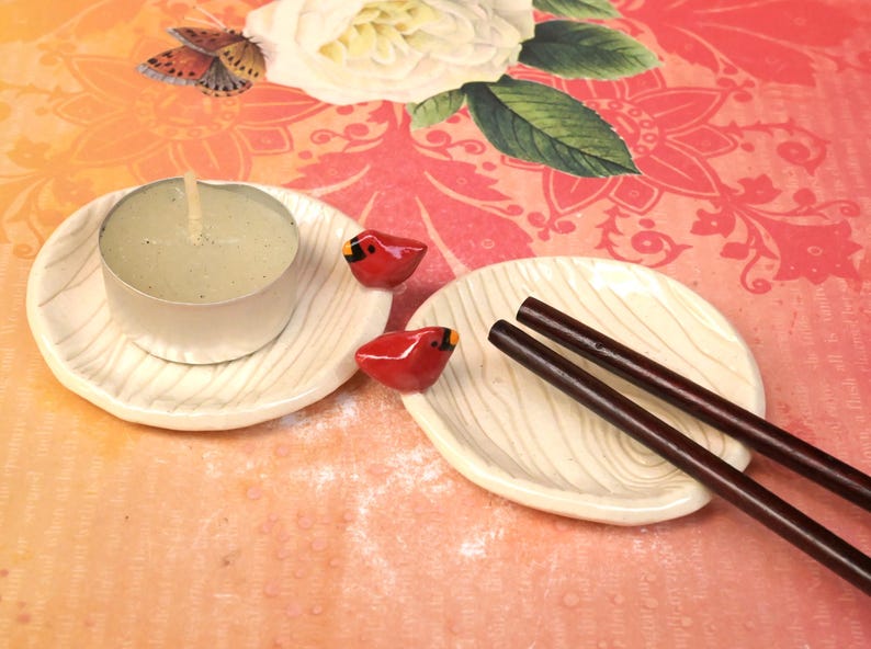 Red Cardinal ring holder. Tea bag rest. Teaspoon rest. Ring holder. Trinket dish. Chopstick rest. Pill holder. Tea light holder