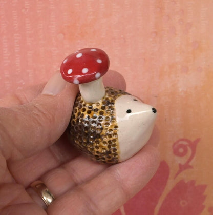 Hedgehog figurine with mushroom. ONE Miniature hedgehog with amanita mushroom. Terrarium figurine. Fairy garden decoration. Mini Hedgehog