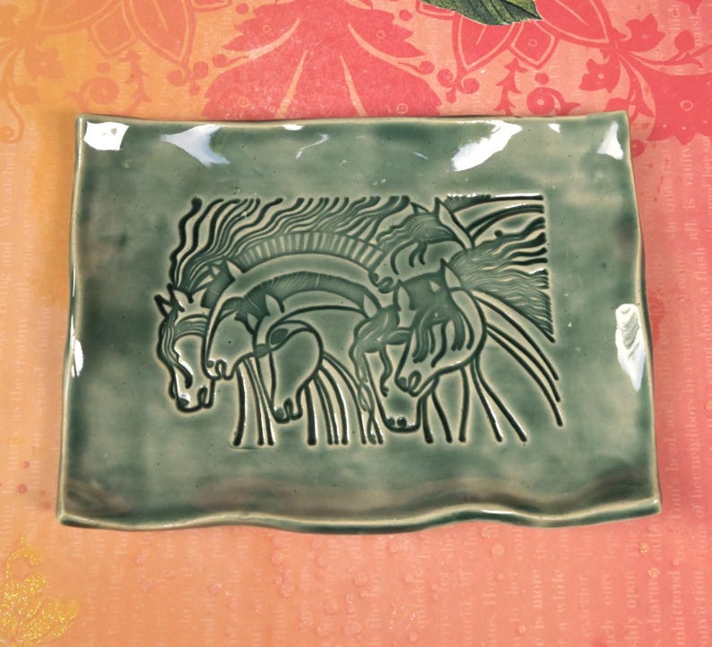 Horse soap holder. Horse spoon rest. Trinket dish. Horse jewelry holder. Horse plate. Spoon rest. Soap dish. Horse ring holder. Horse dish.